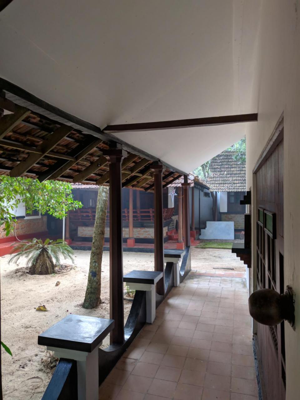 Arakkal Heritage Mararikulam Exterior photo